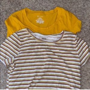 2 pack yellow tees!